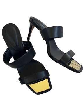 Like New SCHUTZ Leather Heels